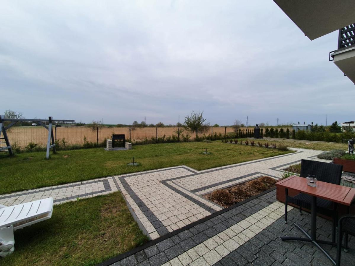 Blask Latarnl Niechorze Luaran gambar